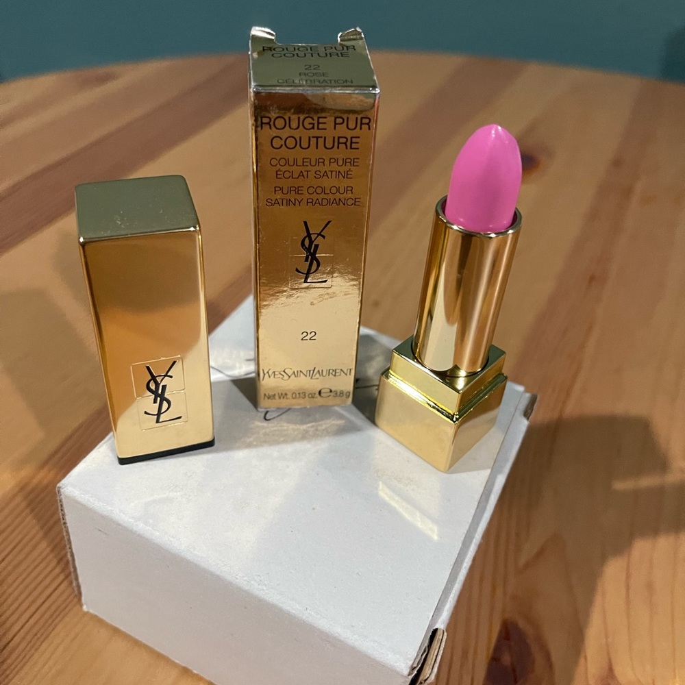 New!!! With box -Yves Saint Laurent lipstick